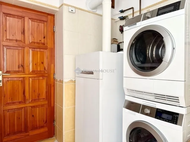 Eladó ház Kozármisleny 200 nm