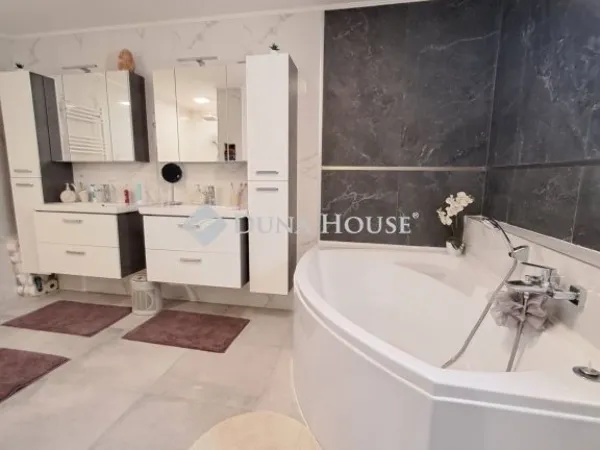 Eladó ház Mohács 230 nm