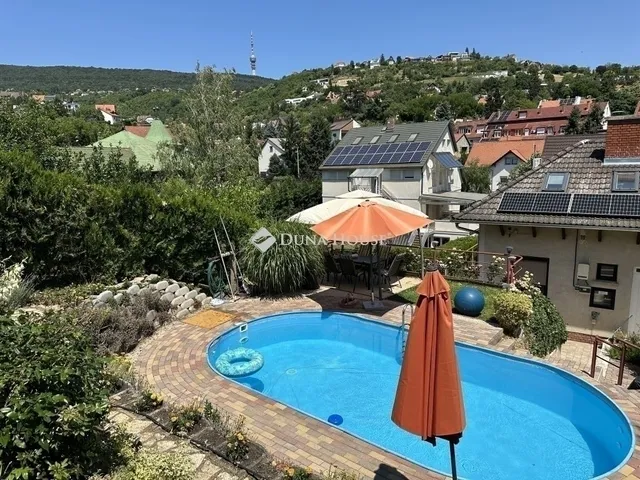 Eladó ház Pécs 200 nm