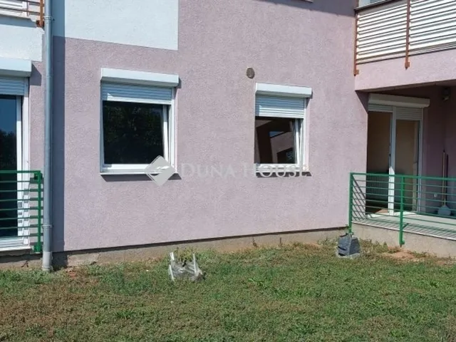 Eladó lakás Szentlőrinc 58 nm