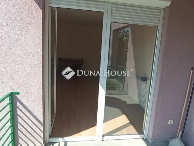 Eladó lakás Szentlőrinc 58 nm