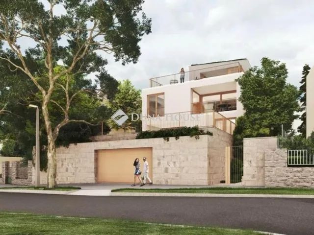 Eladó lakás Pécs 143 nm