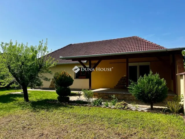 Eladó ház Bóly 143 nm