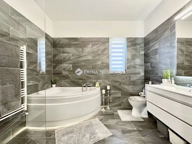 Eladó ház Pécs 103 nm