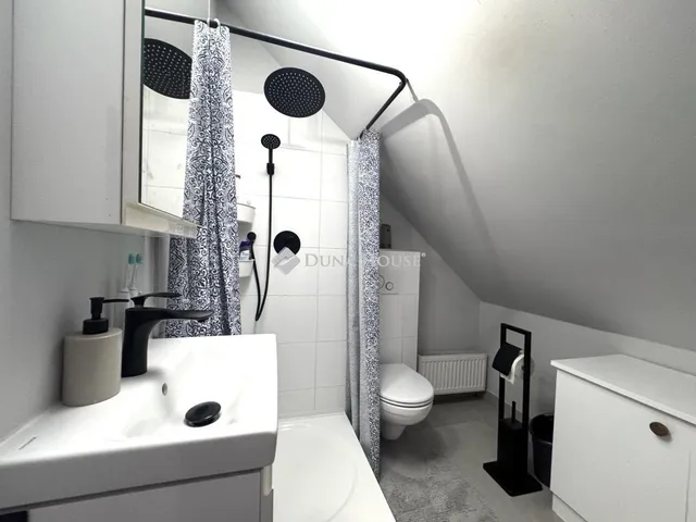 Eladó lakás Pécs 134 nm