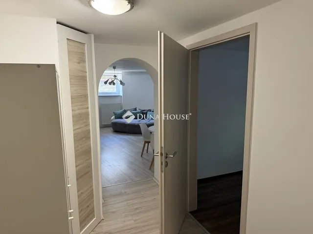 Eladó lakás Pécs 52 nm