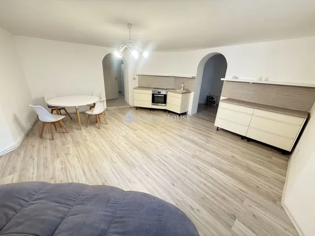 Eladó lakás Pécs 52 nm