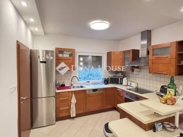 Eladó ház Nagykozár 150 nm