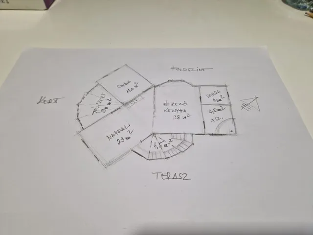 Eladó ház Szekszárd 140 nm