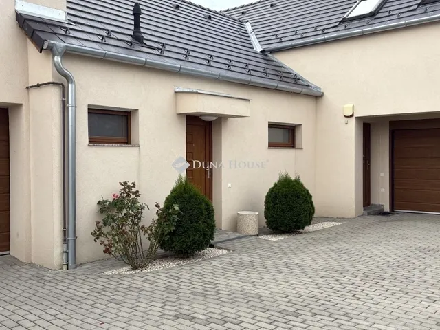 Eladó lakás Kozármisleny 56 nm