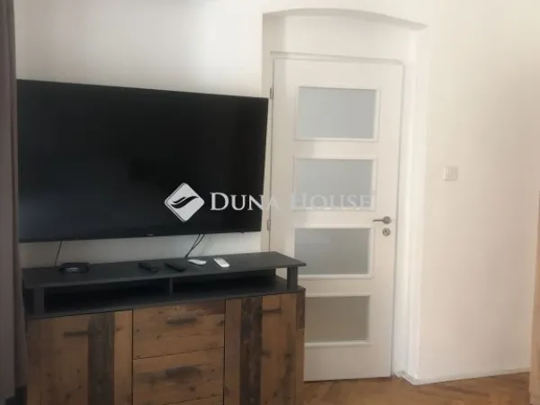 Kiadó lakás Pécs 56 nm