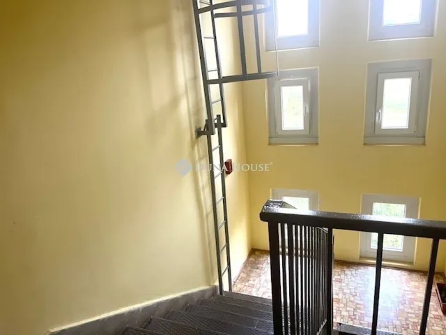 Eladó lakás Pécs 74 nm