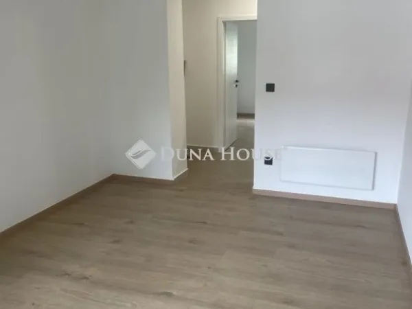 Eladó lakás Pécs 66 nm