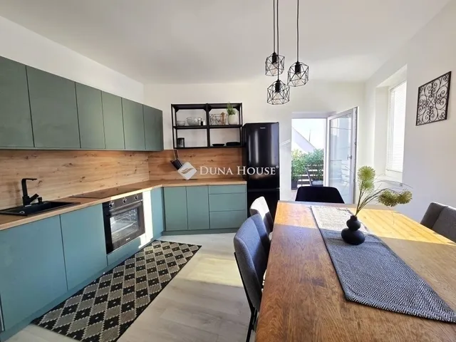 Eladó lakás Pécs 97 nm