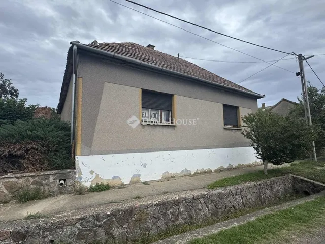 Eladó ház Erdősmecske 89 nm