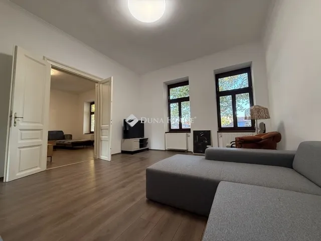 Eladó lakás Pécs 54 nm