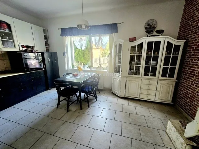 Eladó ház Pécs 168 nm