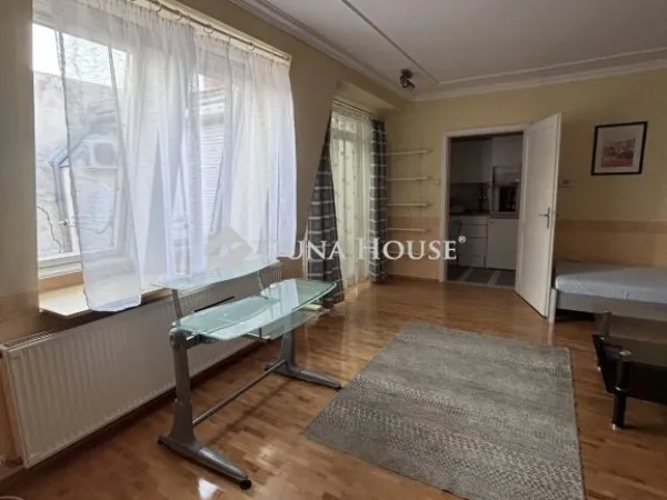 Kiadó lakás Pécs 39 nm