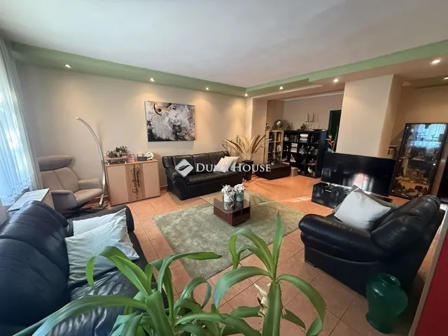 Eladó lakás Pécs 86 nm