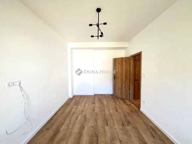 Eladó lakás Pécs 67 nm