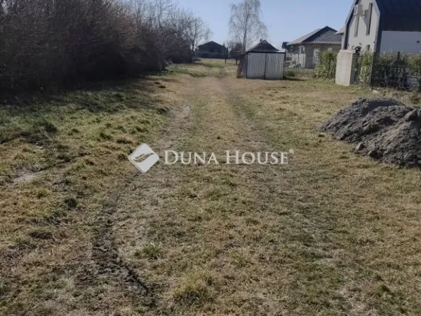 Eladó telek Balatonkeresztúr 1500 nm