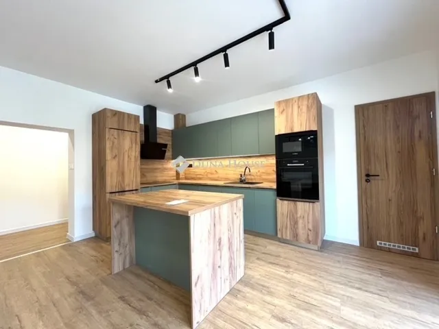 Eladó lakás Pécs 66 nm