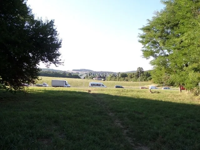 Eladó lakás Komló 59 nm