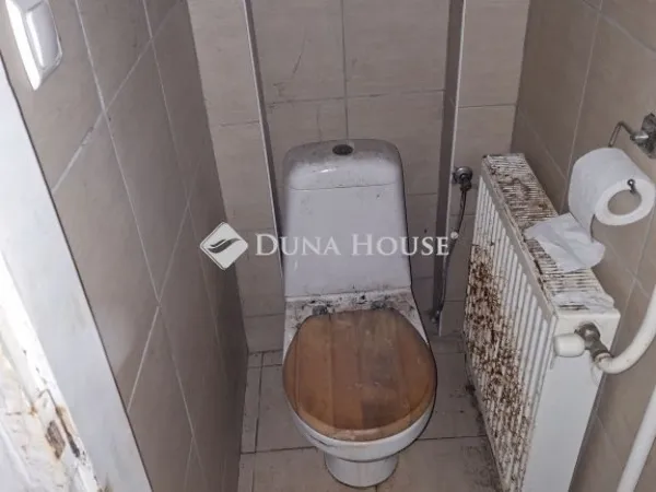 Eladó lakás Pécs 79 nm