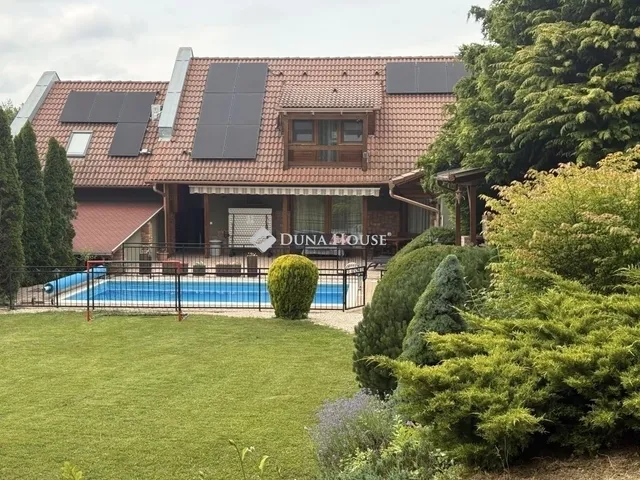 Eladó ház Kozármisleny 153 nm