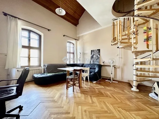 Eladó lakás Pécs 61 nm