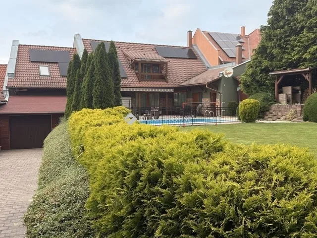 Eladó ház Kozármisleny 153 nm