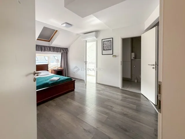 Eladó lakás Pécs 88 nm