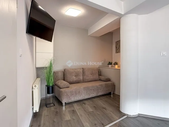 Eladó lakás Pécs 88 nm