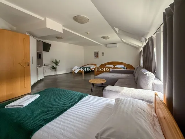 Eladó lakás Pécs 88 nm