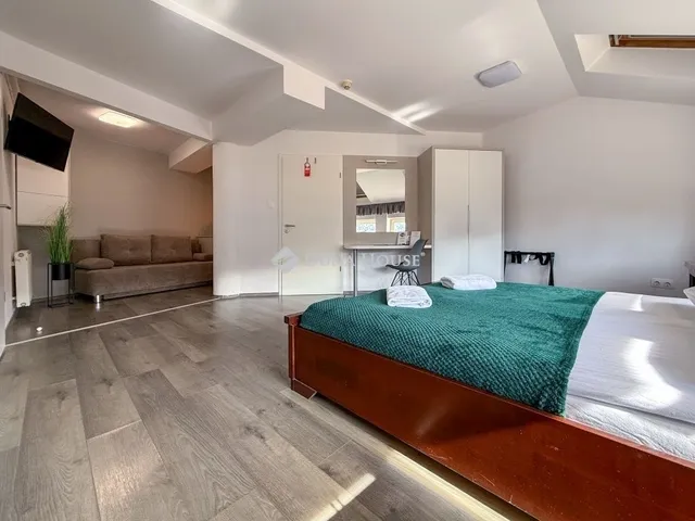 Eladó lakás Pécs 88 nm