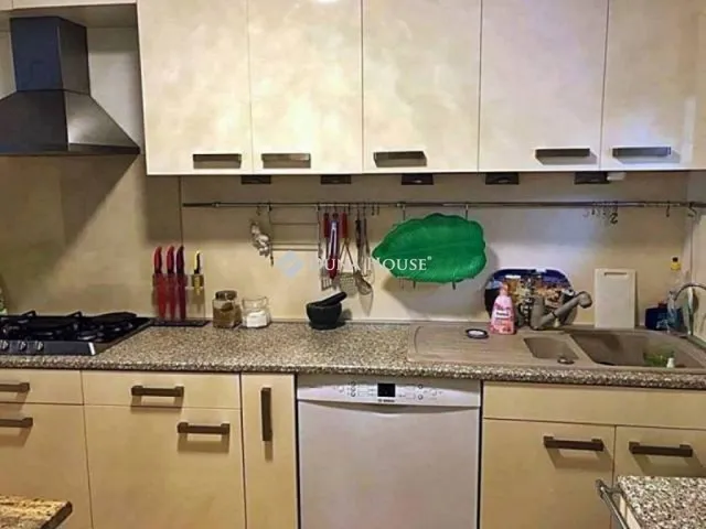 Eladó lakás Pécs 71 nm