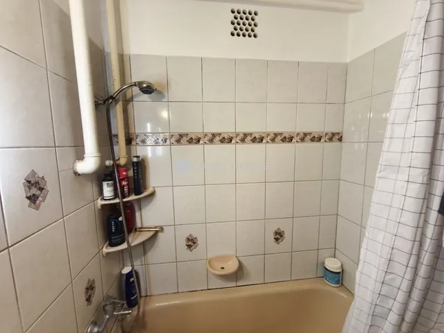 Eladó lakás Pécs 71 nm