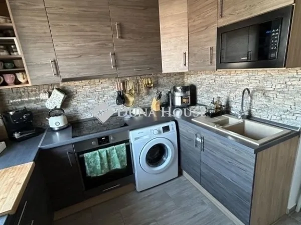 Eladó lakás Pécs 67 nm