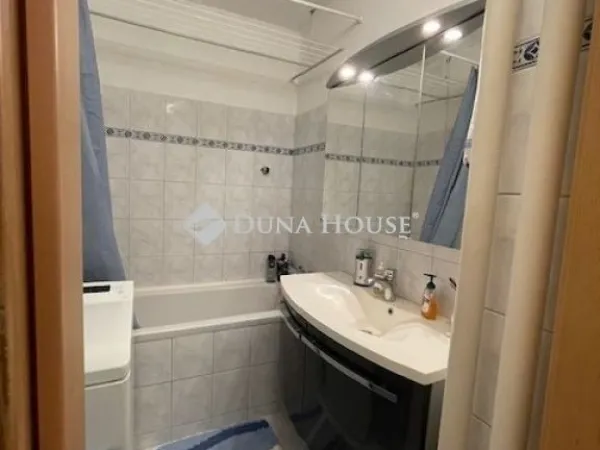 Eladó lakás Pécs 67 nm