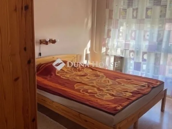 Eladó lakás Pécs 67 nm