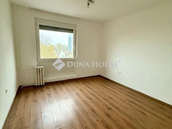 Eladó lakás Pécs 57 nm