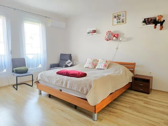 Eladó lakás Pécs 71 nm