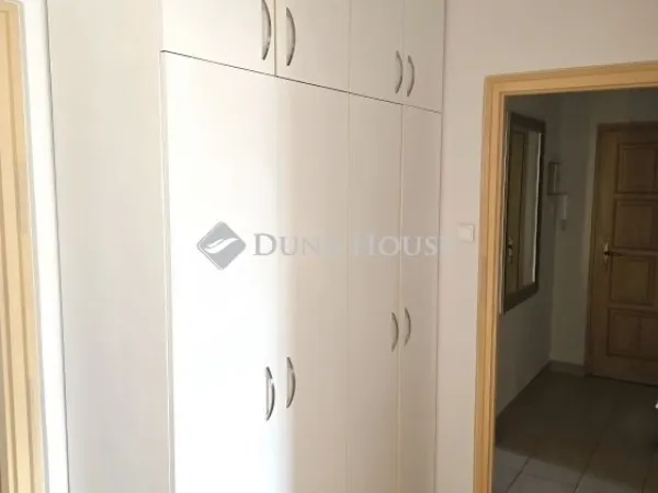 Eladó lakás Pécs 71 nm