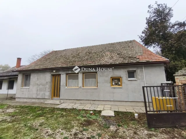 Eladó ház Kislippó 100 nm