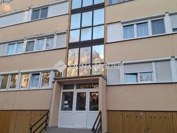 Eladó lakás Pécs, Kertváros 58 nm