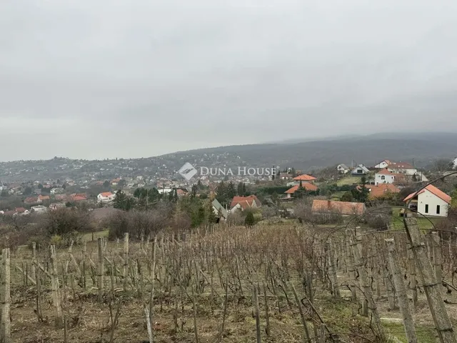 Eladó telek Pécs, Donátus 1800 nm