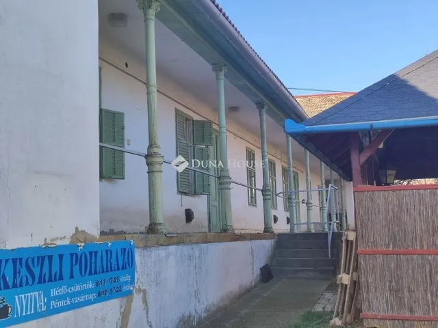 Eladó ház Kakasd 100 nm