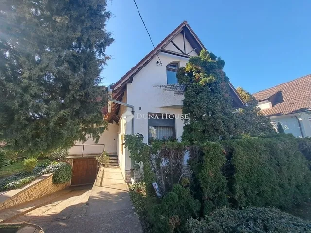 Eladó ház Bóly 250 nm