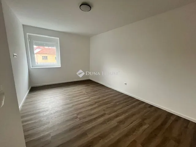 Eladó ház Pécsvárad 100 nm