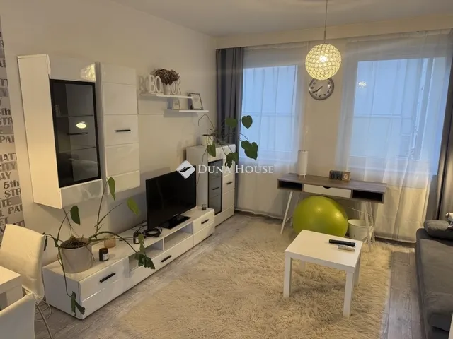 Kiadó lakás Pécs, Belváros 31 nm